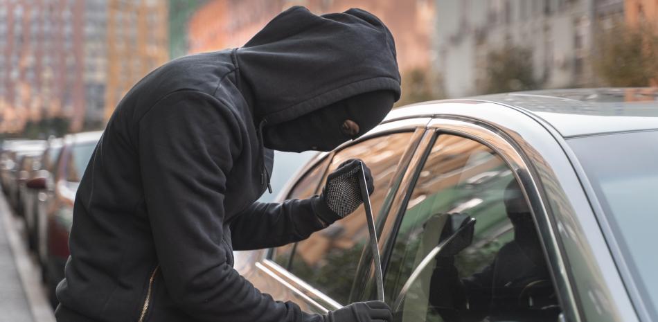 Redadas en puertos de Nueva Jersey desarticulan red de autos robados: el 15% tenía como destino República Dominicana