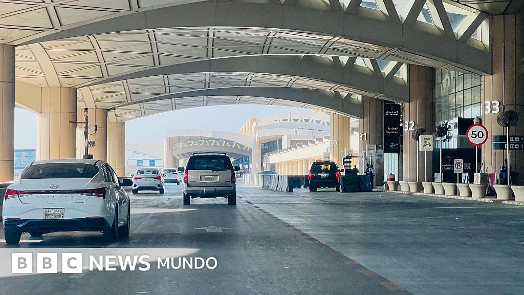 Ataque contra el aeropuerto internacional de Riad deja al menos 12 muertos y más de 300 heridos