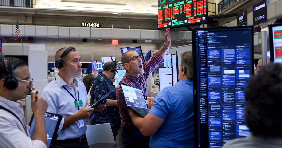 Wall Street hace una pausa: el petróleo cede terreno mientras la fiebre por la inteligencia artificial equilibra los mercados
