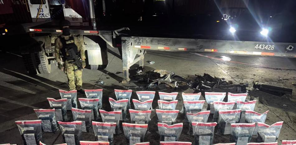 Golpe al narcotráfico: Ocupan 228 paquetes de presunta cocaína en operativos en Santo Domingo y Punta Cana