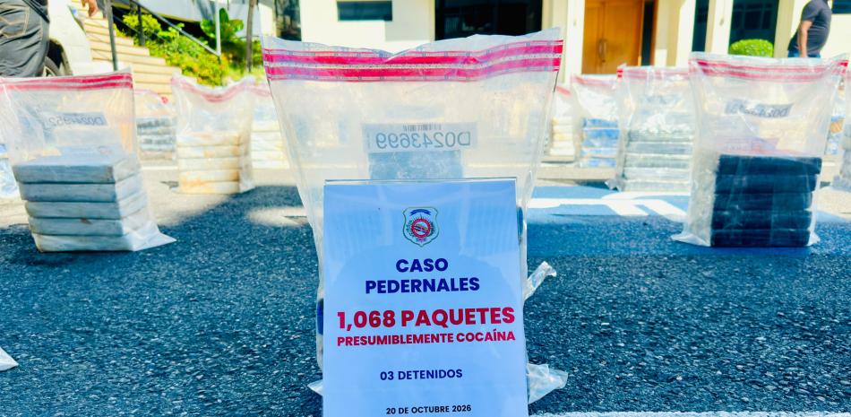 Golpe al narcotráfico marítimo: DNCD incauta más de una tonelada de cocaína cerca de la isla Beata