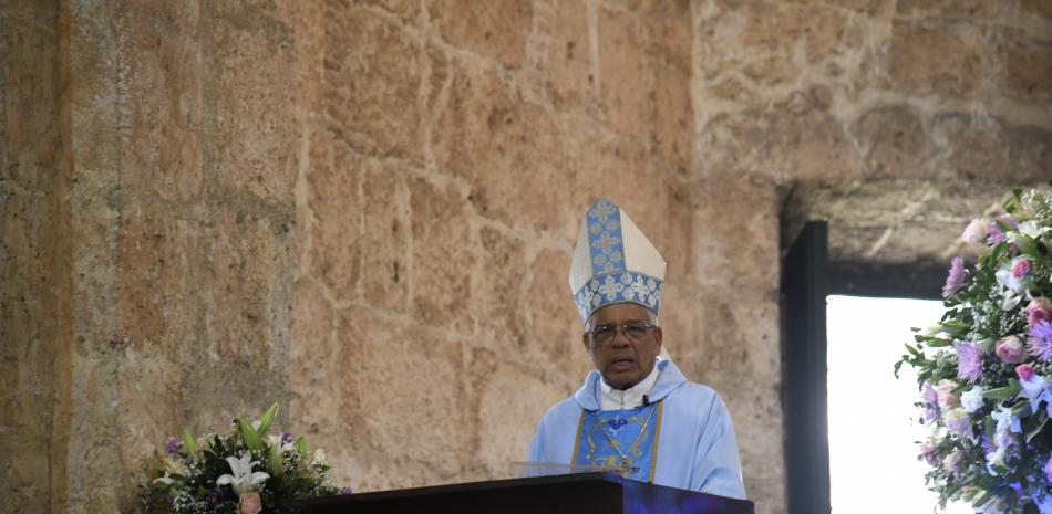 Monseñor Francisco Ozoria formaliza su renuncia canónica con misa de acción de gracias