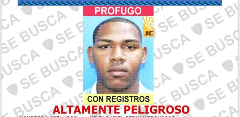 Policía identifica a "Yandel" como presunto autor del asalto y homicidio en el hogar de Julián Oro Duro