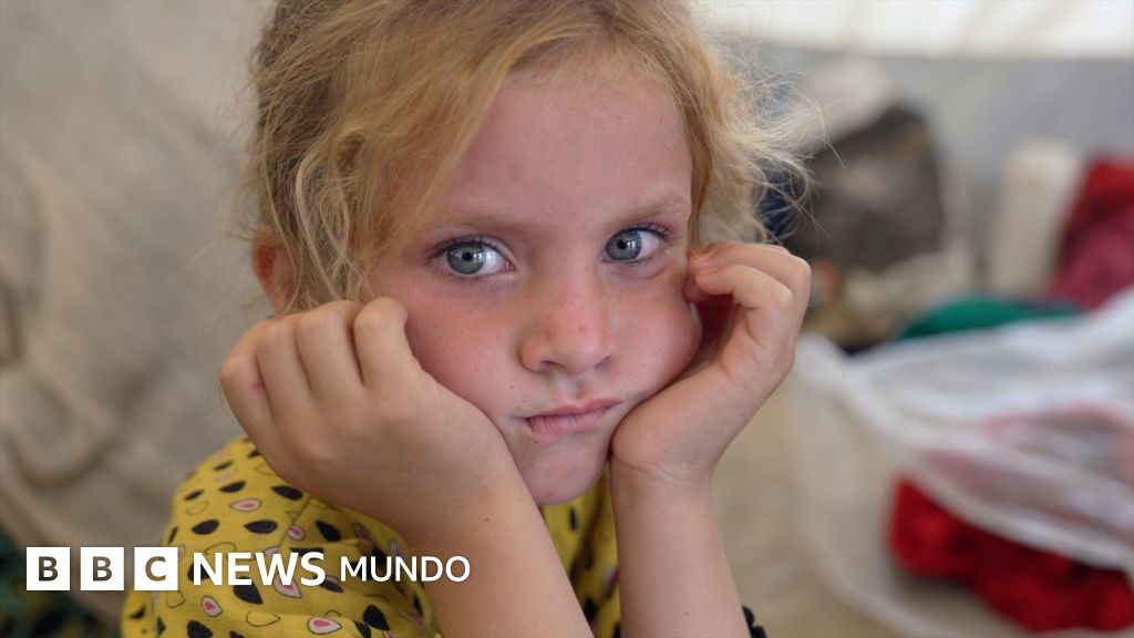 El éxodo forzado: Más de seis millones de afganos son deportados a un país en crisis bajo el régimen talibán