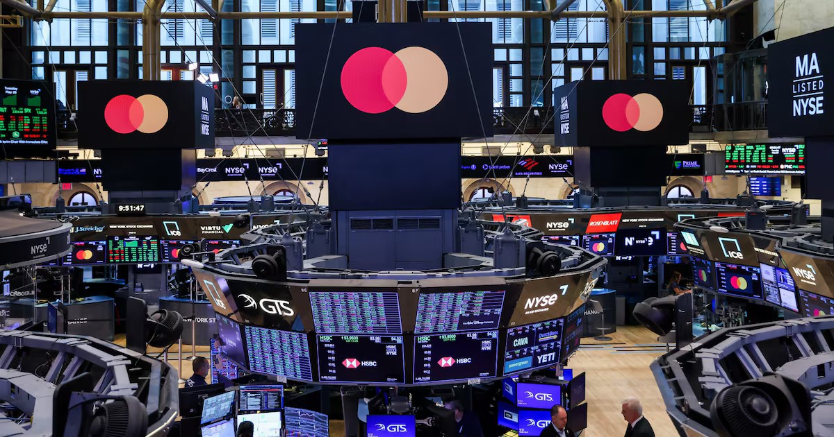 Mastercard supera expectativas de ganancias e ingresos impulsada por el consumo y la innovación en pagos