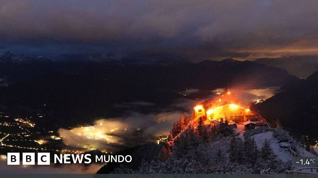 Arrestan a un sospechoso tras desatarse un voraz incendio en el histórico 'Nido del Águila' de Hitler