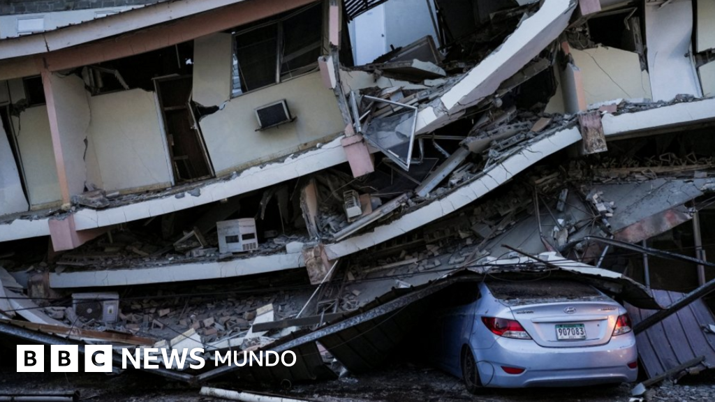 Potente terremoto de magnitud 7,7 sacude a Panamá y deja severos daños estructurales