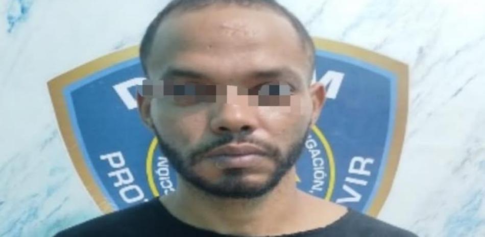 Policía identifica al presunto autor del doble homicidio en pica pollo de Sabana Perdida