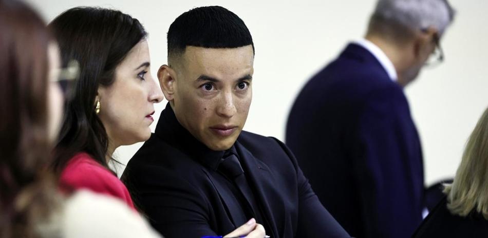 Nuevo revés judicial para Daddy Yankee en el litigio de bienes con Mireddys González