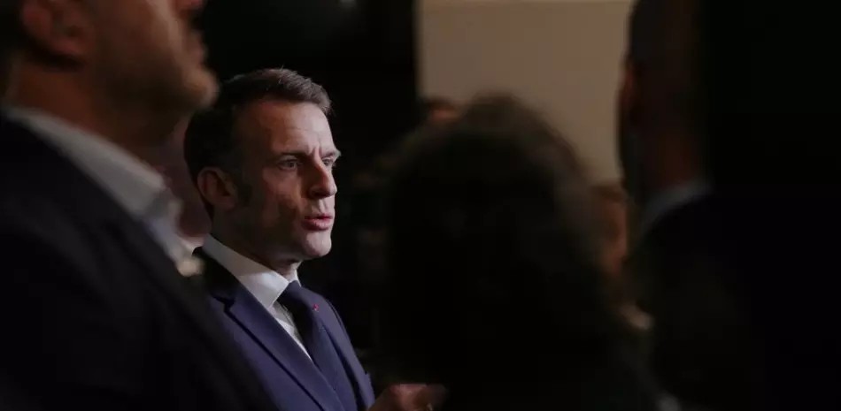 Macron admite fallos de inteligencia ante la ola de violencia que sacude a Francia