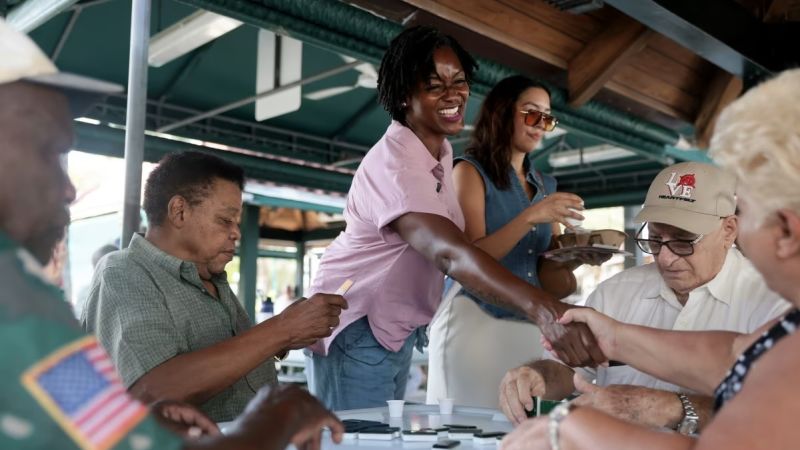 El desencanto del voto latino amenaza con arrebatarle el control del Congreso a los republicanos