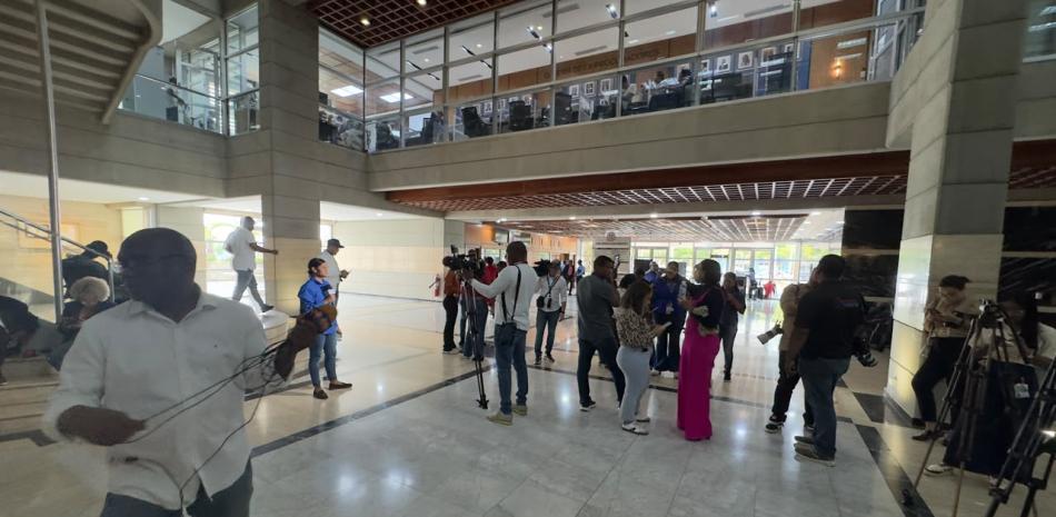 Caso SeNaSa 2.0: Pepca ejecuta nuevos allanamientos contra médicos bajo estricto hermetismo