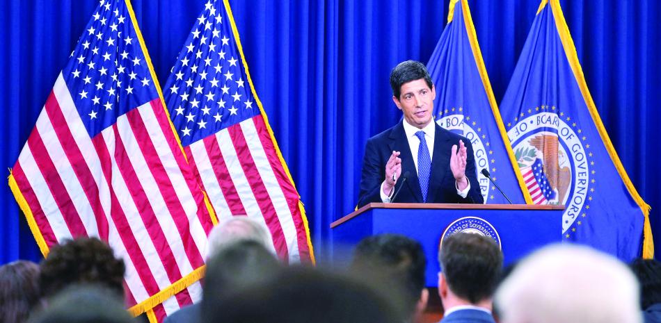 La Reserva Federal desafía las presiones de Trump y sube las tasas de interés ante el empuje inflacionario