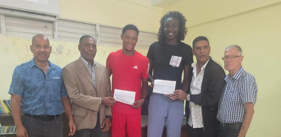 Atletismo dominicano premia a sus campeones con más de 10 millones de pesos en incentivos