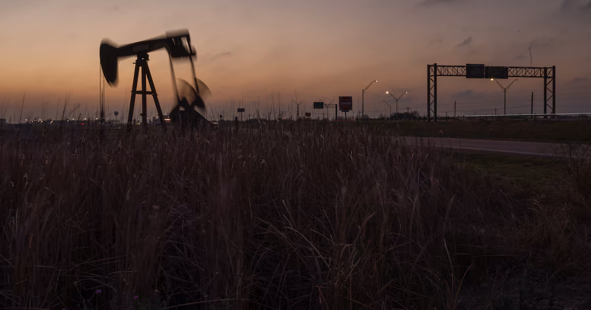 El petróleo supera los US$106 tras advertencia de Irán de expandir el conflicto bélico