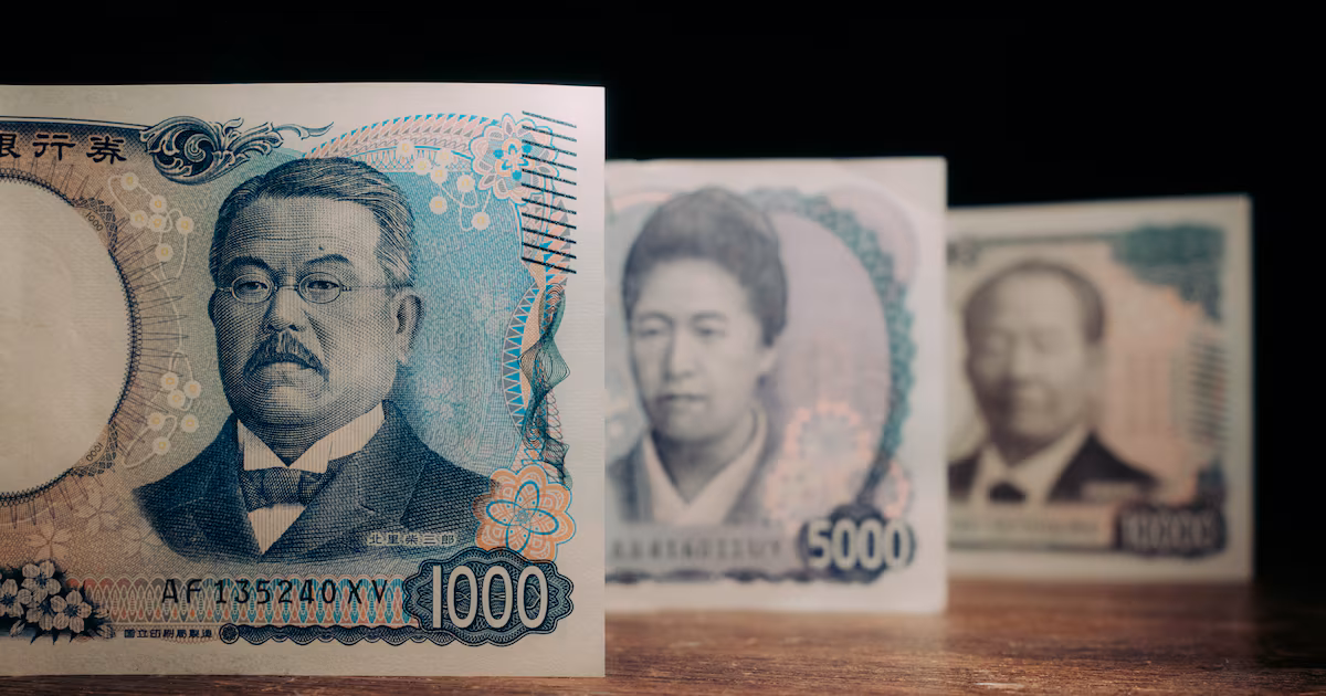 El yen roza la barrera crítica de los 160 por dólar y reactiva la alerta de intervención en Tokio