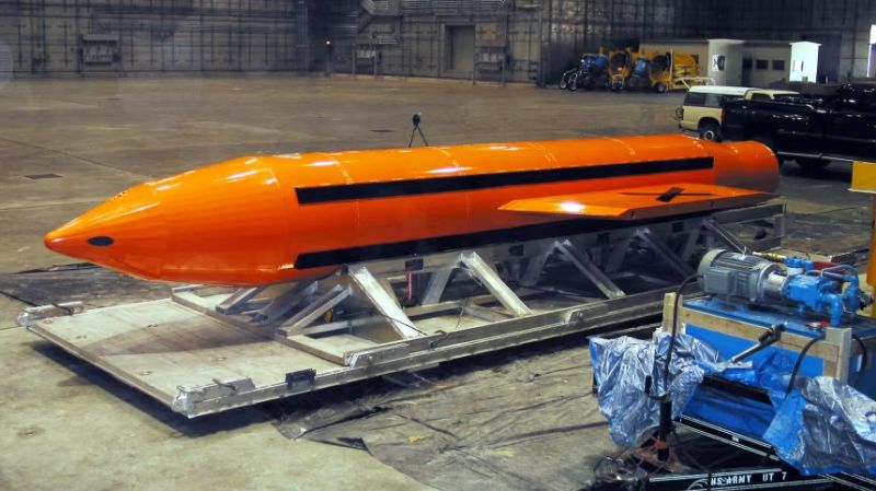 Tensión en Medio Oriente: Washington evalúa recurrir a la 'madre de todas las bombas' frente a Irán