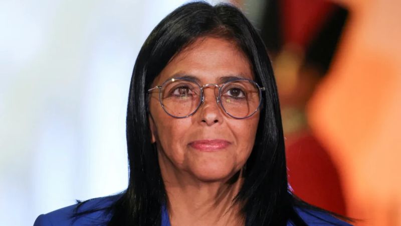Donald Trump y Delcy Rodríguez sellan inédito encuentro en Nueva York entre reclamos de la diáspora y el bloqueo a María Corina Machado