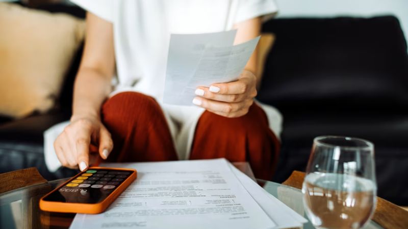 Giro monetario de la Fed: Claves para entender el impacto en sus ahorros y deudas