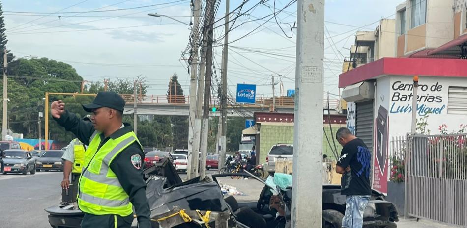Trágico choque en la Circunvalación Sur de Santiago deja una joven fallecida y una persona herida