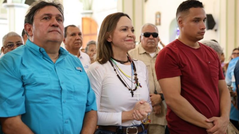 María Corina Machado regresa a Venezuela tras diez meses en el exterior y dinamiza el tablero político