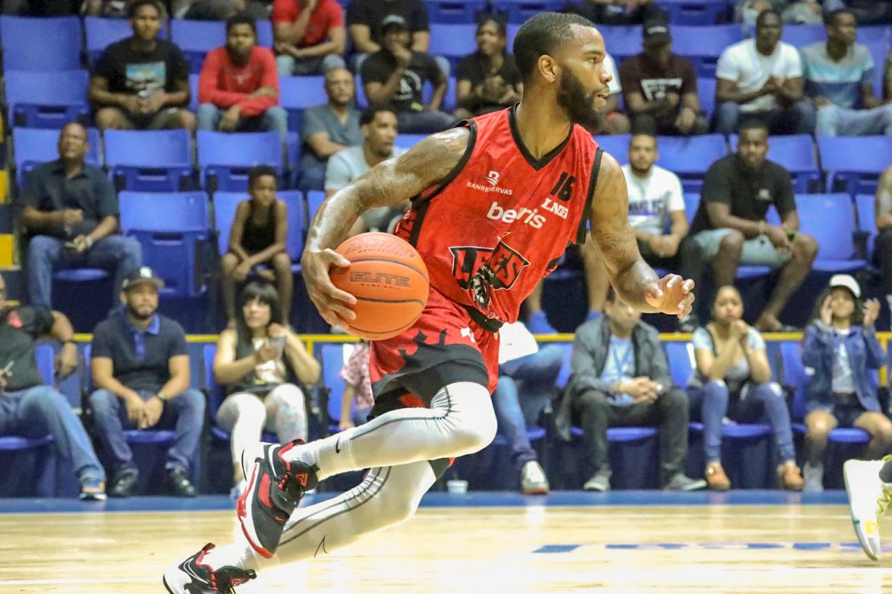 Marquis Wright aterriza en Villa Consuelo: Reforzará al Club Rafael Barias en el TBS del Distrito