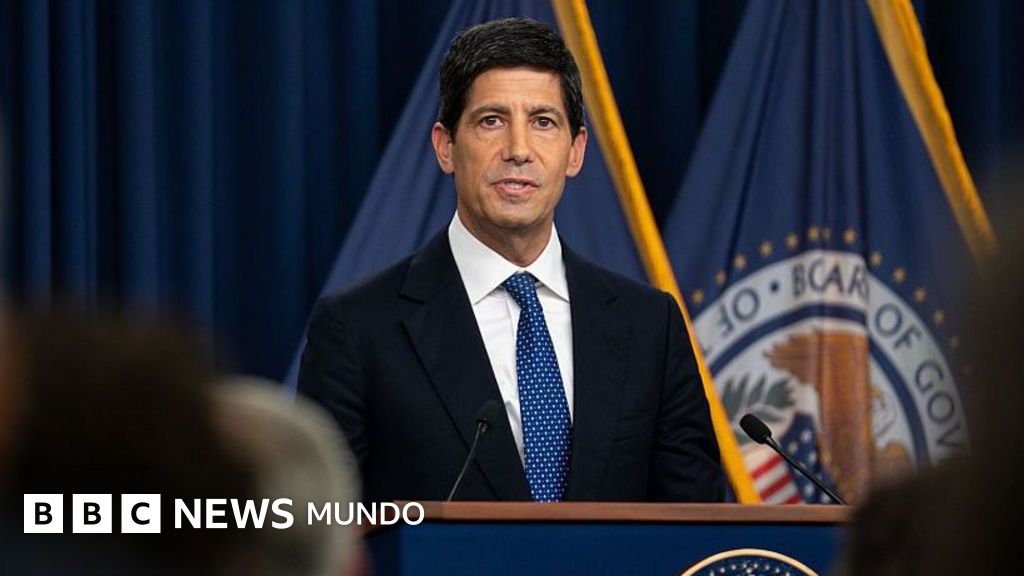 La Reserva Federal desafía presiones de Trump y eleva las tasas de interés tras tres años de pausa