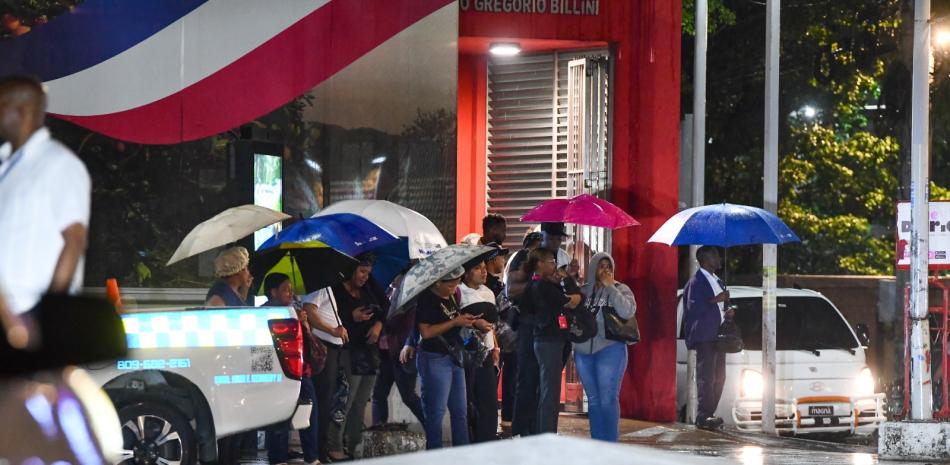 Metro de Santo Domingo normaliza operaciones en la Línea 2 y ofrece viajes gratuitos tras falla eléctrica