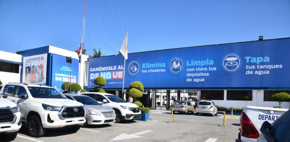 Salud Pública refuerza vigilancia epidemiológica en puertos y aeropuertos del país