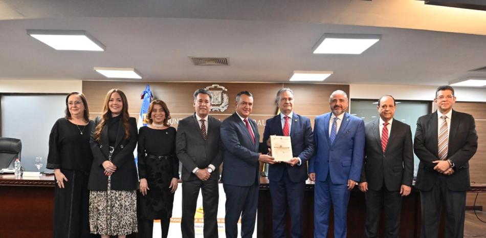 Radiografía del voto silencioso: Descontento con la clase política y desconfianza dispararon la abstención en 2024