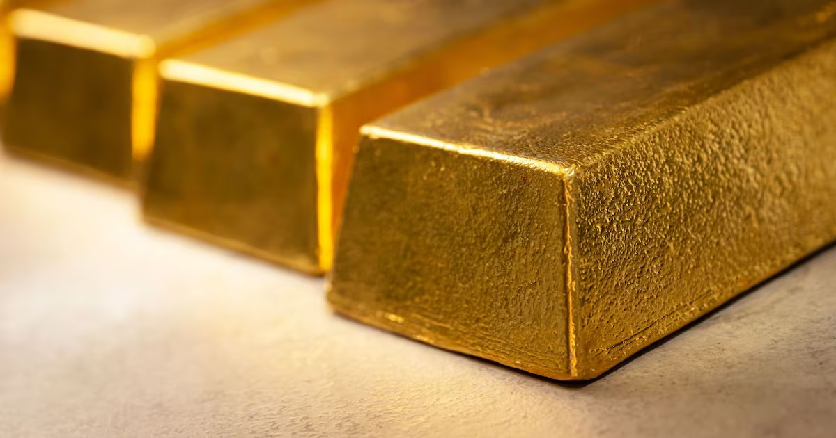 El oro quiebra la barrera de los US$4.000 arrastrado por tensiones energéticas y el desplome tecnológico