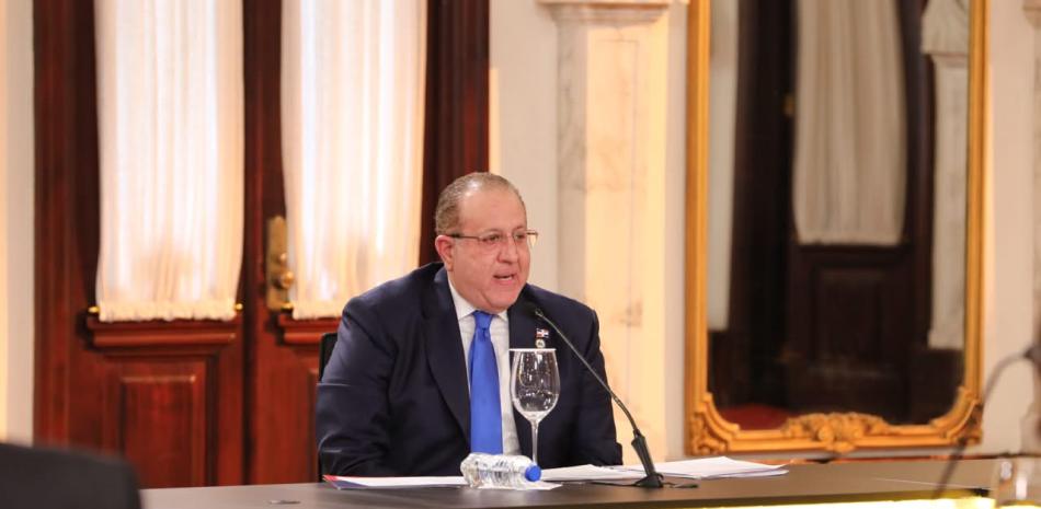 Blindaje financiero: Gobierno gestiona coberturas con el BID y banca de inversión ante alzas del petróleo