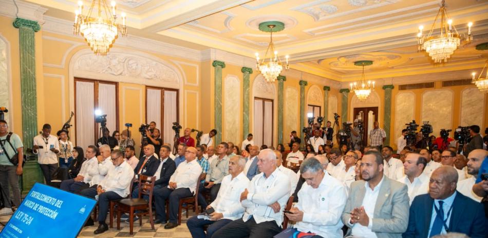 Incertidumbre en el campo: Productores de arroz consideran insuficientes las medidas del Gobierno ante apertura arancelaria