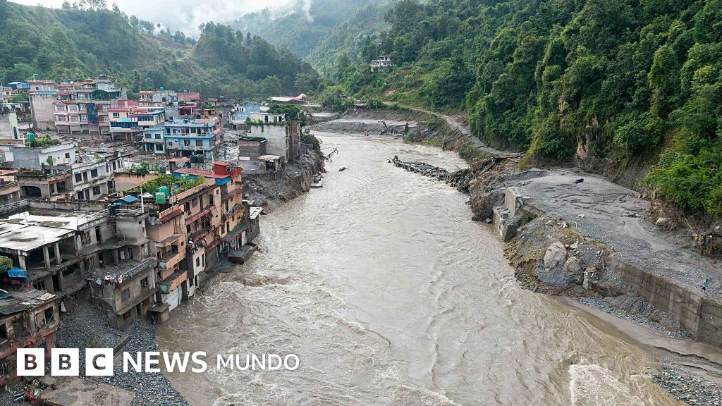 Tragedia en el Himalaya: colapso glaciar desata mortífera avalancha en la frontera de Nepal y Tíbet