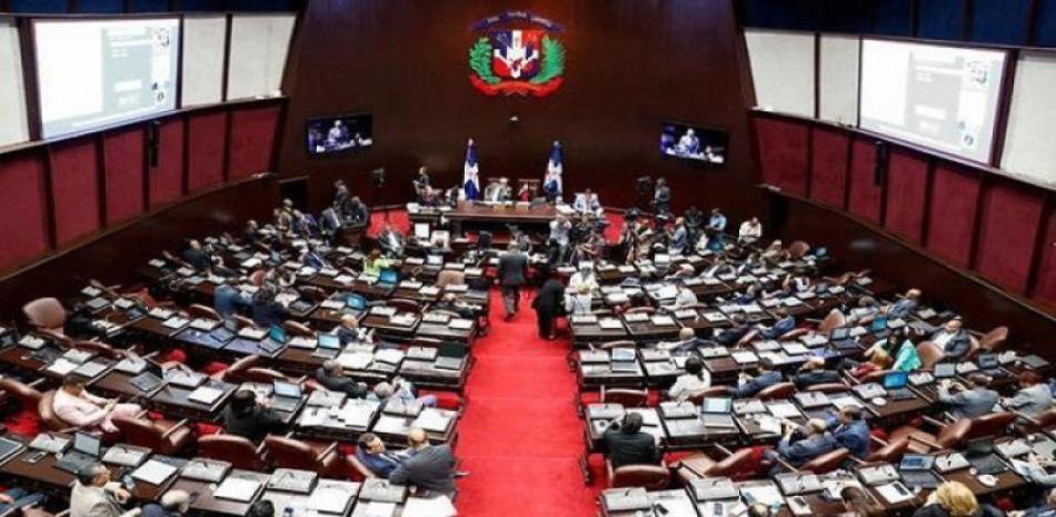 Proyecto legislativo plantea enseñanza obligatoria del creole en escuelas dominicanas