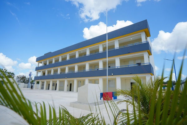 Sectores productivos de San Pedro de Macorís respaldan instalación del INFOTEP sector de Santa Fe